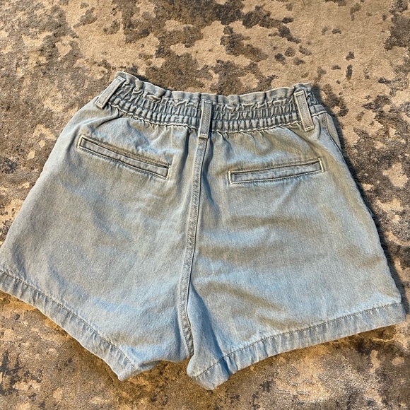 Levi’s high waisted paper bag denim shorts - Picture 2 of 3